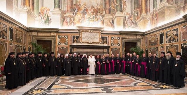 Папа Франциск прийняв у Ватикані єпископів візантійського і латинського обрядів з України