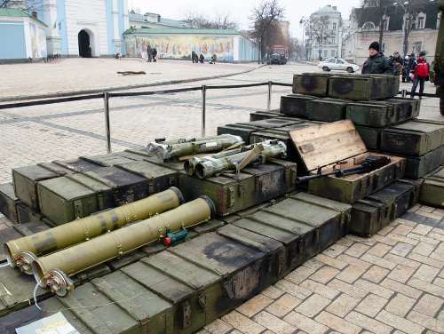 Патріарх Філарет відвідав виставку доказів російської військової агресії на Донбасі.(ФОТО)