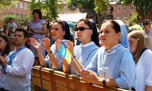 На Вінничині Нунцій Томас Ґалліксон освятив монастир отців-облатів.(ФОТО)