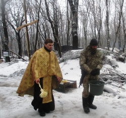 Різдвяні свята святкував «не в царській палаті, а межи солдати».(ФОТО)