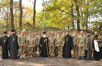 Українських військовослужбовців у зоні АТО відвідав Патріарх Філарет.(ФОТО)