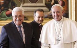 Понтифік прийняв Президента Палестини