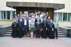 Закінчила навчання й отримала сертифікати та посвідчення капеланів перша група священиків