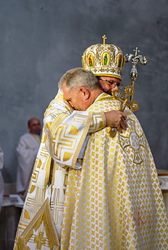 Патріарх Святослав нагородив Патріаршими грамотами будівничих університетського храму УКУ