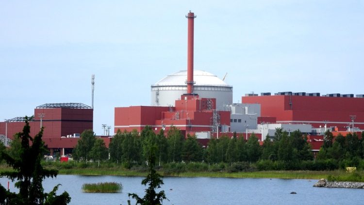 Святий Престол за безпечне і мирне розвиток атомних технологій