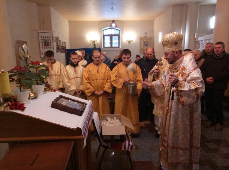 Благословення просфор на Святу Вечерю у храмі Св. Миколая у Харкові