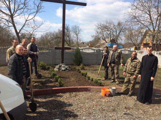 УГКЦ провела всеукраїнську акцію “Посади дерево миру”. Підсумки по Хмельниччині