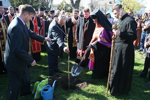 У Буську відбулася Хресна дорога екологічної тематики