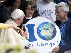 У День Землі Папа Франциск несподівано з'явився на екологічній акції