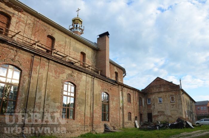 На Вінниччини повертають до життя один з найстарших храмів старовинний костел Архангела Михаїла