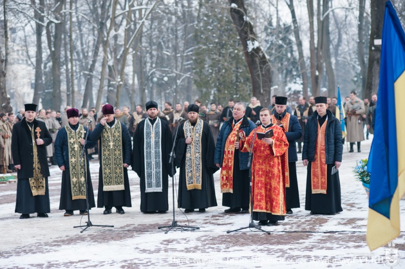 В Івано-Франківську відбулись урочисті заходи з нагоди 100-річчя бою під Крутами
