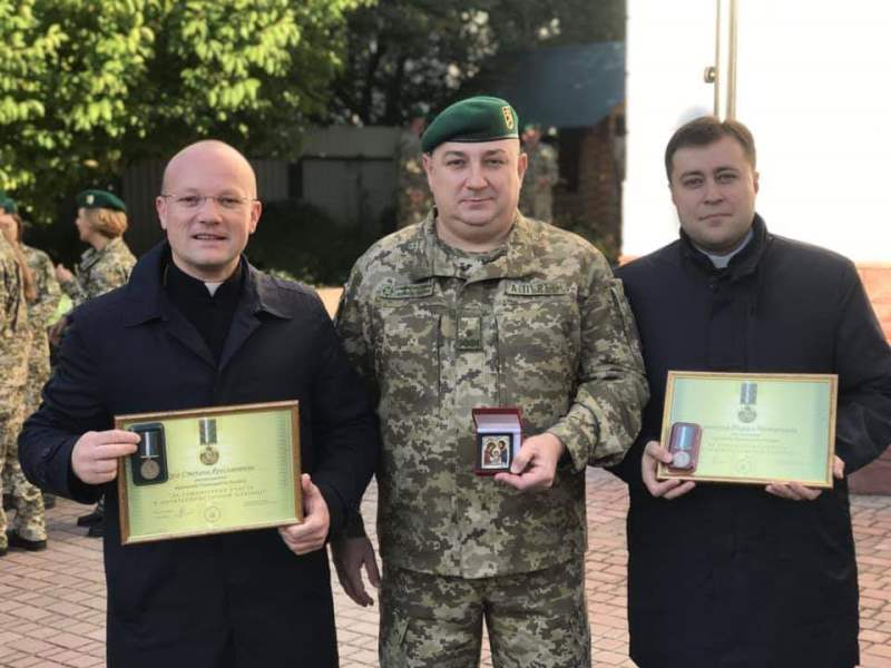 Капелани УГКЦ отримали відзнаку Президента України «За гуманітарну участь в АТО»