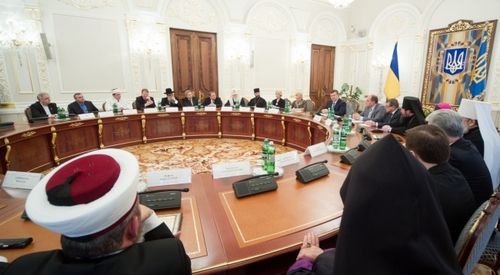 В Україні відчувається гостра відсутність діалогу між владою та різними частинами громадянського суспільства, вважає Глава УГКЦ В Україні відчувається гостра відсутність діалогу між владою та різними частинами громадянського суспільства, вважає Глава УГКЦ
