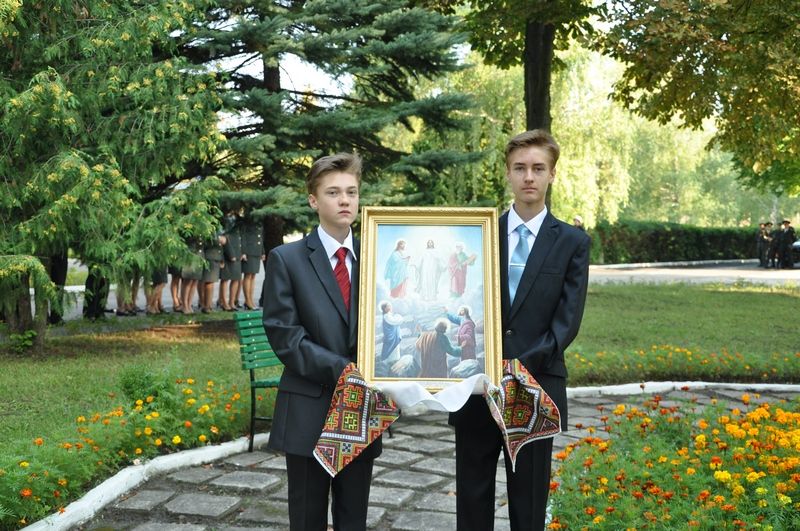 подарована Ікона Преображення Капелан УГКЦ о.Тарас Дзьоба