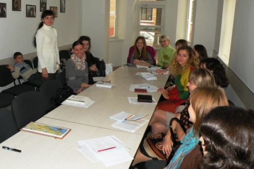 У Тернополі готують дружин для майбутніх священиків