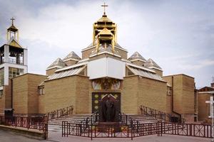 При монастирях Василян зібрали фінансову допомогу сімям небесної сотні