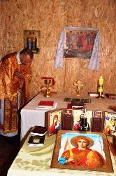  У таборі сил АТО, на місці каплички-намету, зведено храм святого архангела Михаїла.(ФОТО)