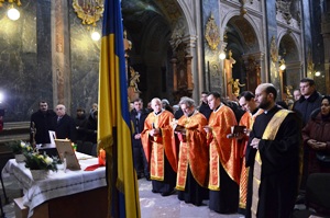 У Львові відбулась панахида за першими загиблими активістами Революції Гідності