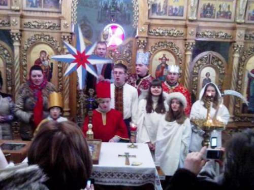 В Донецьку Різдвяна коляда  різдвяна коляда лунала із вуст учасників вертепу