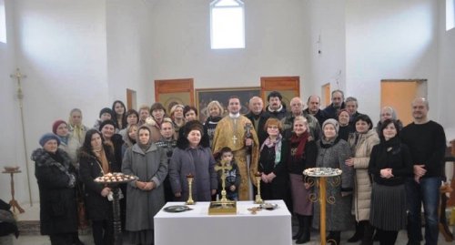 У Черкасах відбулася перша Божественна Літургія у новозбудованій каплиці УГКЦ У Черкасах відбулася перша Божественна Літургія у новозбудованій каплиці УГКЦ