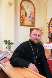 Все для Фронту - капелан УГКЦ збирає необхідну допомогу для потреб АТО