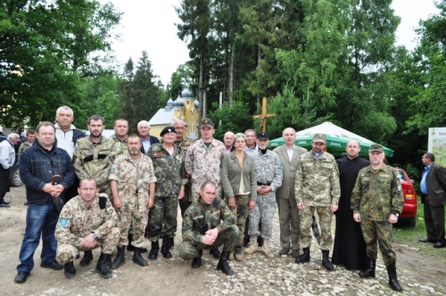 На Самбірщині відбулася проща для учасників військових дій (ФОТО,ВІДЕО) На Самбірщині відбулася проща для учасників військових дій (ФОТО,ВІДЕО)