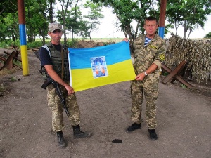 Монах-десантник : війна швидко зносить усе наносне й людина відкривається такою, якою є насправді Монах-десантник : війна швидко зносить усе наносне й людина відкривається такою, якою є насправді