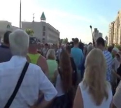 У Києві протестуть проти незаконного будівництва яке руйнує храм УГКЦ.(ВІДЕО)