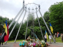 В Добромилі відбулось поминальне богослужіння за жертвами тоталітарних режимів.(ФОТО)