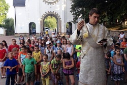 Табір для дітей воїнів АТО та переселенців зі Сходу України розпочався у Зарваниці.(ФОТО)