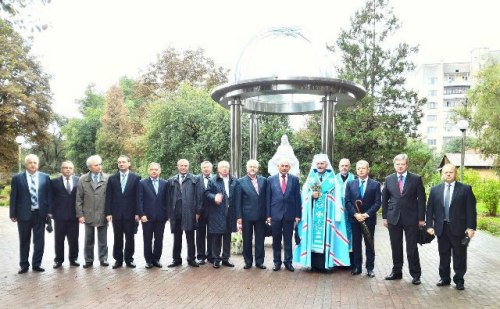 В Івано-Франківську освятили пам’ятник українському вченому та громадському діячу Івану Пулюю.(ФОТО)