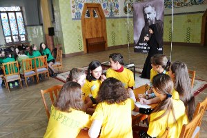 У Полтаві відбувся Брейн-ринг “Найдорожчий таточко”.(ФОТО)