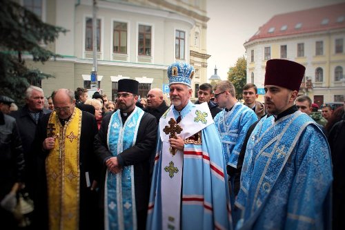 У Франківську вшанували медика Ярослава Чомка, що загинув на сході.(ФОТО) У Франківську вшанували медика Ярослава Чомка, що загинув на сході.(ФОТО)