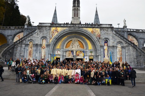 Українці з Італії, Франції та Іспанії здійснили паломництво до Люрду.(ФОТО,ВІДЕО)