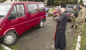 Черговий автомобіль для солдатів в АТО подарували  віряни Стрийської єпархії УГКЦ 