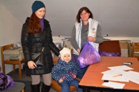 Продукти вимушеним переселенцям роздав Карітас Львова