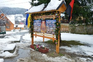 Пам’ятну стелу в честь Героїв Небесної Сотні та відновлений хрест освятили у Дорі (Яремче).ФОТО