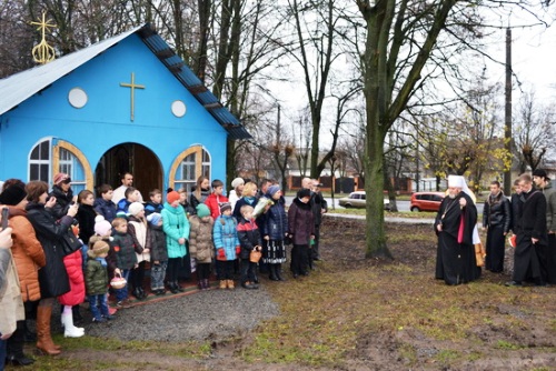 Встановлено та освячено нову каплицю УГКЦ у Шепетівці.(ФОТО)