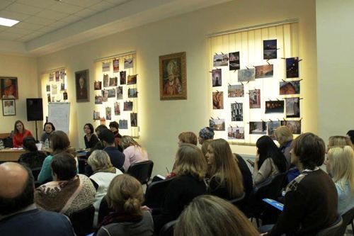 У “Карітасі-Харків” пройшов круглий стіл.(ФОТО)