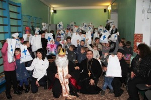 Св.Миколай на Волині приніс подарунки для сиріт.(ФОТО)