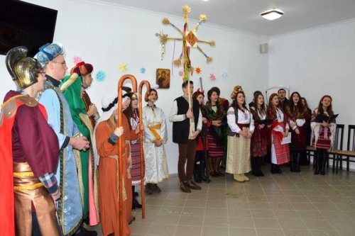 Харківські волонтерські вирушають разом із львівським вертепом вирушають в зону АТО.(ФОТО)