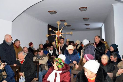 Харківські волонтерські вирушають разом із львівським вертепом вирушають в зону АТО.(ФОТО)