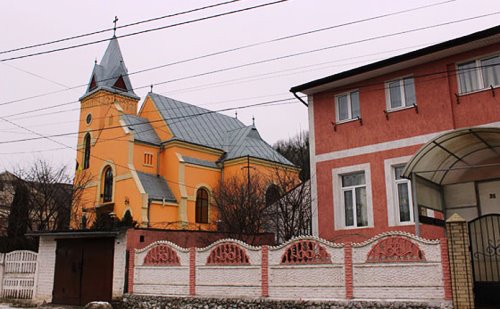 На честь військових капеланів назвали вулицю у Чернівцях На честь військових капеланів назвали вулицю у Чернівцях