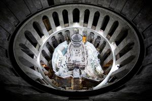 У храмі Гробу Господнього вперше виставлять камінь, на якому лежало тіло Христа.(ФОТО,ВІДЕО)