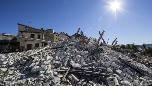Папа солідарний з жертвами землетрусу