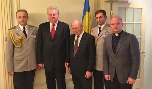 Львів: дипломатам ООН представив діяльність військового капеланства настоятель Гарнізонного храму