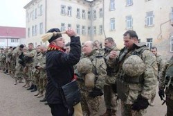 Бадьоріта цілющі краплі освяченої води 