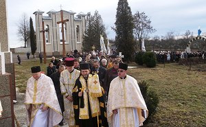 У відпустовому місці Савелівка відкрили Двері Божого Милосердя