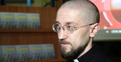 капелан УГКЦ презентував у Полтаві книгу про загиблих героїв війни.(ФОТО)