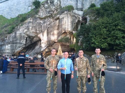 У Лурді знову зустрілися військові прочани.(ФОТО,ВІДЕО)